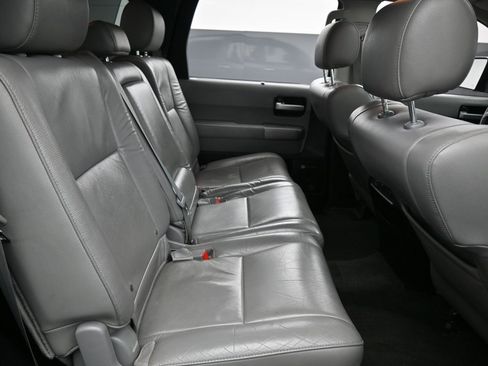 Used 2015 Toyota Sequoia Limited image 35