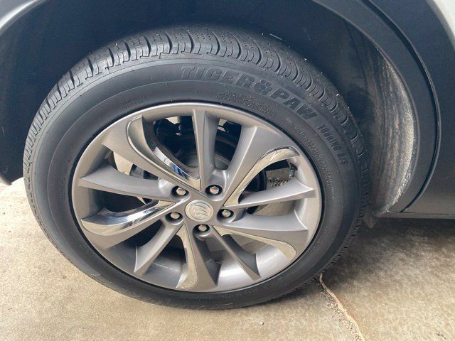 Used 2022 Buick Encore GX Select w/ Experience Buick Package AWD/4WD image 6