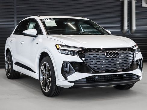 Certified 2024 Audi Q4 e-tron Premium Plus image 11