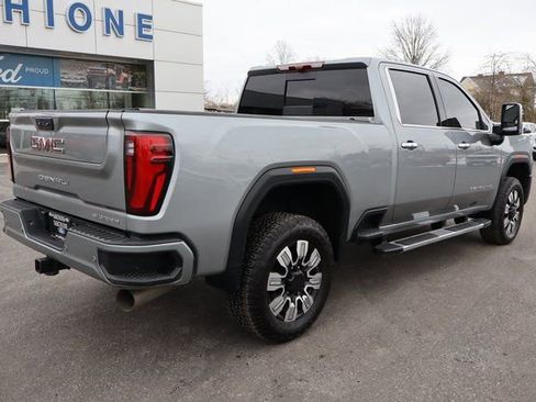 Used 2025 GMC Sierra 3500 Denali w/ Denali Reserve Package image 3