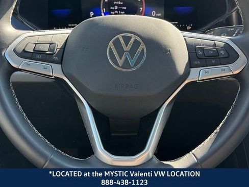 Used 2023 Volkswagen Taos SE w/ Panoramic Sunroof Package AWD/4WD image 37