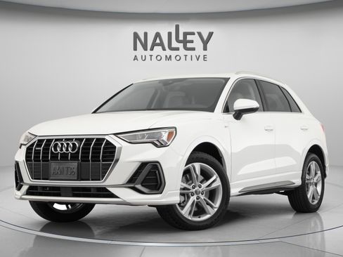Used 2021 Audi Q3 2.0T Premium w/ Convenience Package image 2