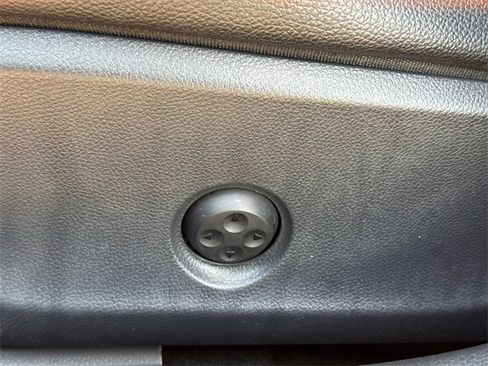 Used 2016 Mercedes-Benz GLA 250 4MATIC image 22