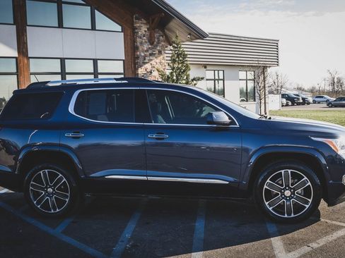 Used 2019 GMC Acadia Denali w/ Technology Package image 32