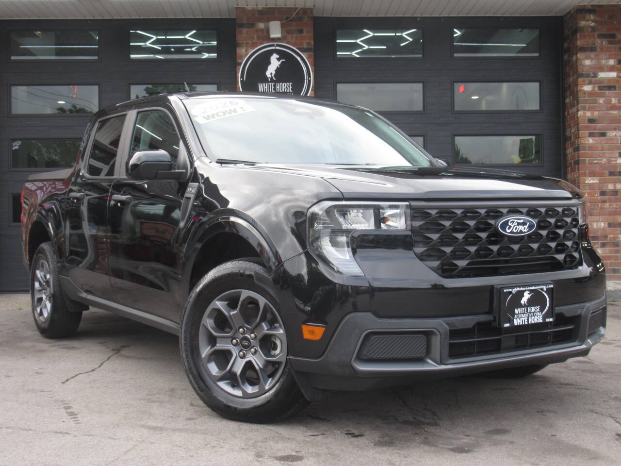 Used 2026 Ford Maverick XLT w/ Equipment Group 301A AWD/4WD image 2