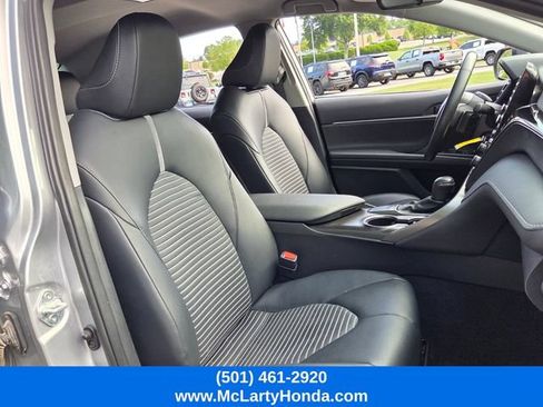 Used 2024 Toyota Camry SE FWD image 17