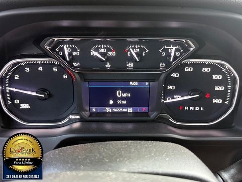 Used 2022 GMC Sierra 2500 AT4 w/ Gooseneck/5TH Wheel Package AWD/4WD image 12