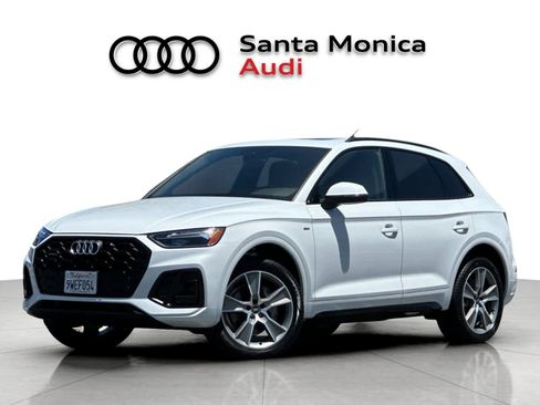 Used 2025 Audi Q5 2.0T Premium w/ Convenience Plus Package AWD/4WD image 1