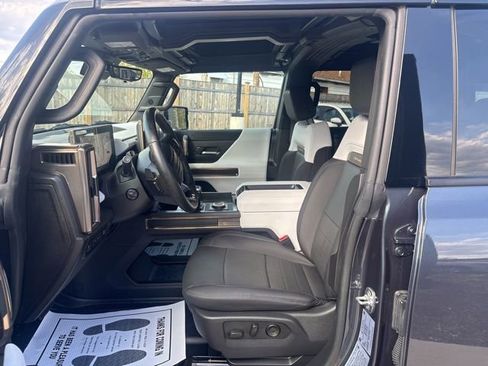 Used 2025 GMC Hummer EV 3X AWD/4WD image 9