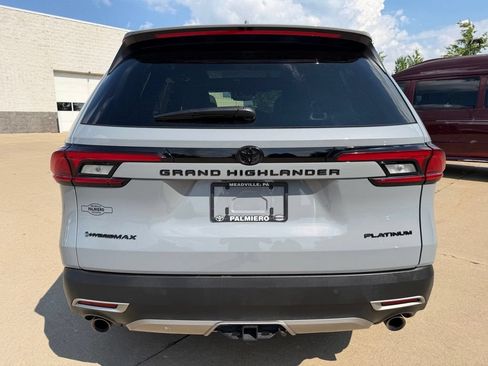 Certified 2026 Toyota Grand Highlander AWD Hybrid image 4