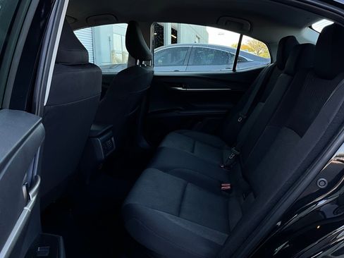 Used 2025 Toyota Camry LE image 11