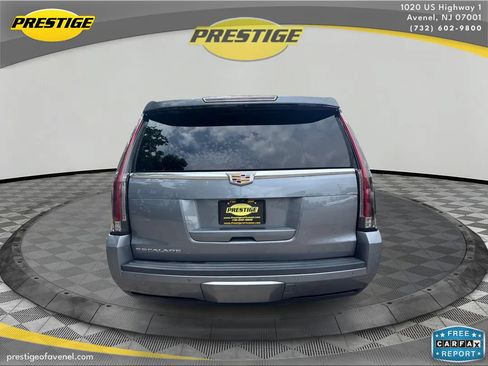 Used 2020 Cadillac Escalade Luxury AWD/4WD image 6