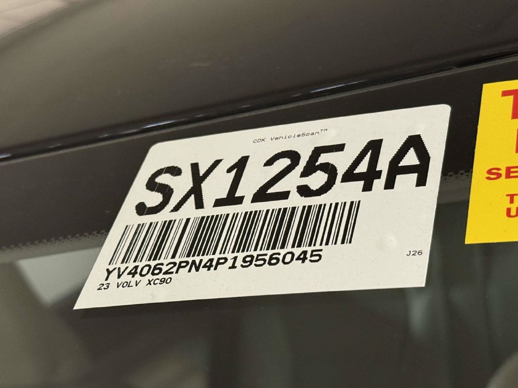 Used 2023 Volvo XC90 B6 Plus AWD/4WD image 6