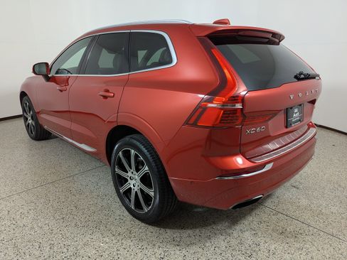 Used 2018 Volvo XC60 T5 Inscription w/ Convenience Package image 5
