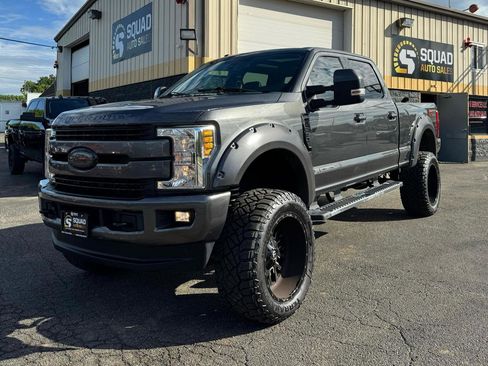 Used 2018 Ford F250 Lariat w/ Lariat Ultimate Package AWD/4WD image 1