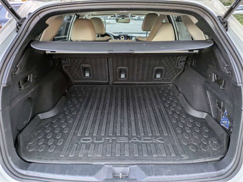 Used 2024 Subaru Outback Limited image 13