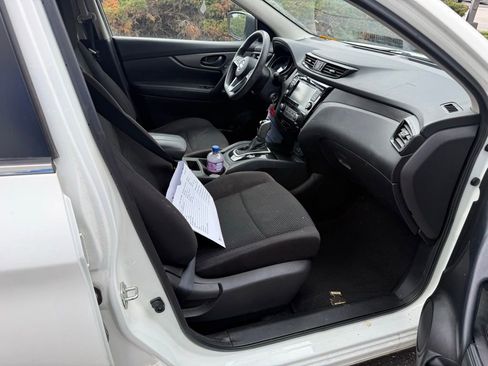 Used 2020 Nissan Rogue Sport S AWD/4WD image 14