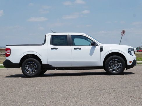 New 2026 Ford Maverick XLT w/ Equipment Group 301A AWD/4WD image 6