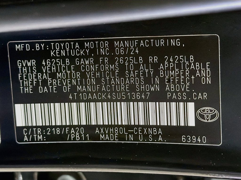 Used 2025 Toyota Camry LE FWD image 16