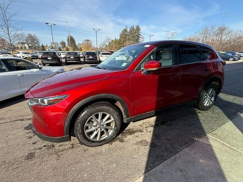 Used 2023 MAZDA CX-5 AWD 2.5 S w/ Preferred Package image 4