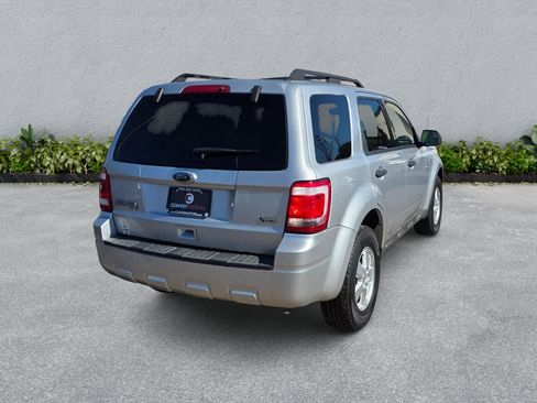 Used 2010 Ford Escape XLT FWD image 6