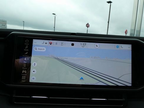 Used 2024 Jeep Wrangler Unlimited Rubicon w/ Technology Group image 30