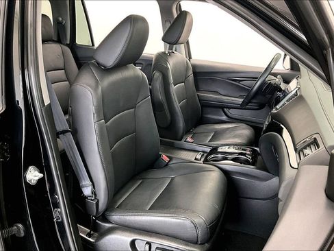 Used 2021 Honda Pilot Touring image 7