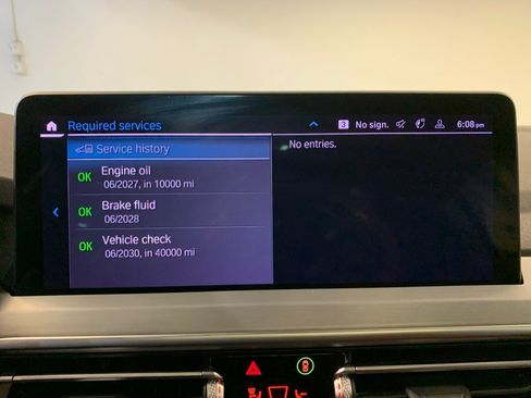 Used 2023 BMW X4 xDrive30i w/ M Sport Package AWD/4WD image 32