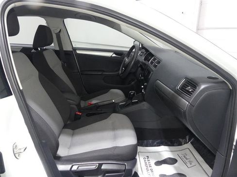 Used 2017 Volkswagen Jetta S image 20