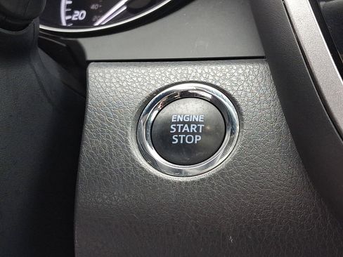 Used 2023 Toyota Camry SE w/ Cold Weather Package image 23