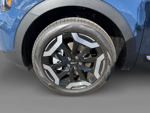 New 2025 Kia Telluride EX image 9