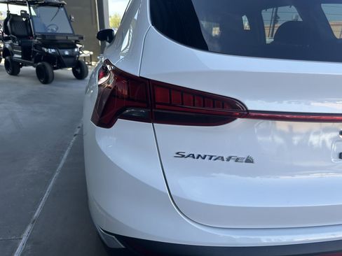Used 2022 Hyundai Santa Fe Limited w/ Cargo Package image 10