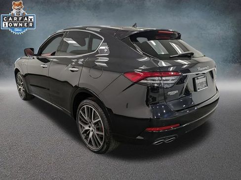 Used 2022 Maserati Levante GT AWD/4WD image 6
