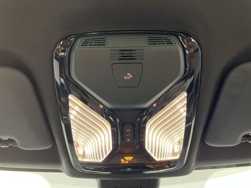 Used 2021 BMW X5 xDrive40i w/ Parking Assistance Package image 32