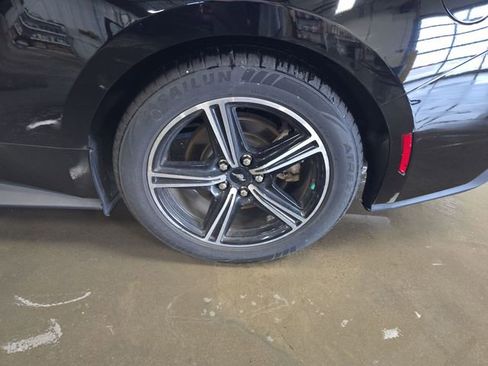 Used 2024 Ford Mustang Premium image 20