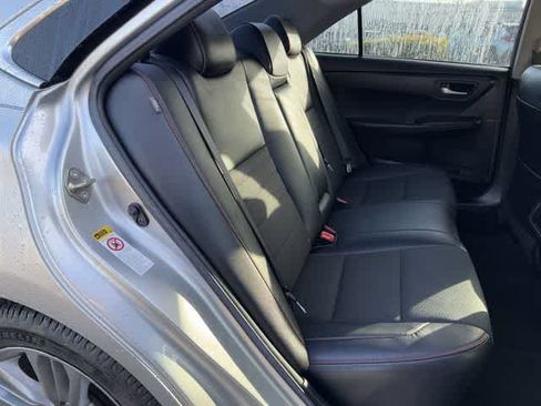 Used 2017 Toyota Camry SE FWD image 18