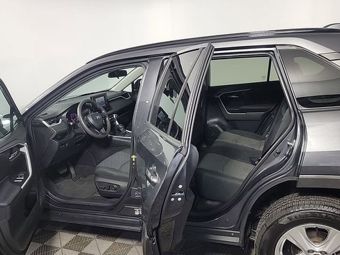 Used 2020 Toyota RAV4 XLE w/ All Weather Liner Package AWD/4WD image 15