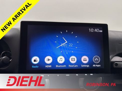 Used 2018 Jeep Wrangler Unlimited Rubicon w/ Connectivity Group image 25