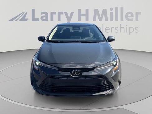 Used 2024 Toyota Corolla LE FWD image 8