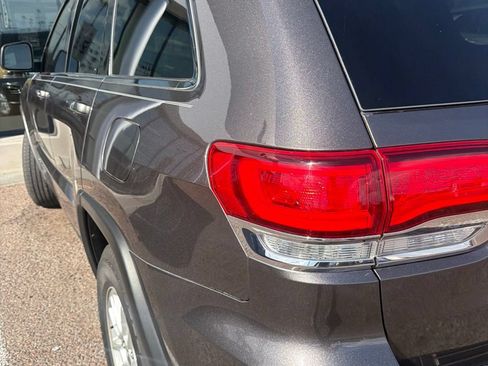 Used 2020 Jeep Grand Cherokee Laredo RWD image 20