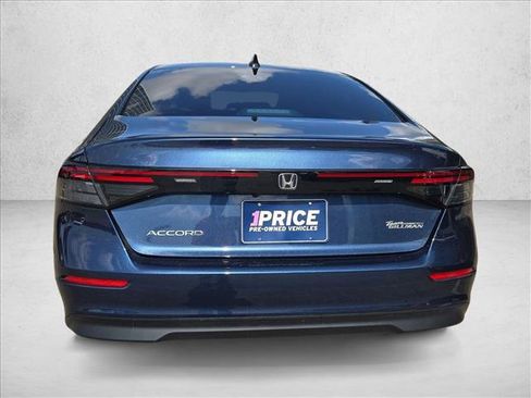 Used 2025 Honda Accord SE image 6