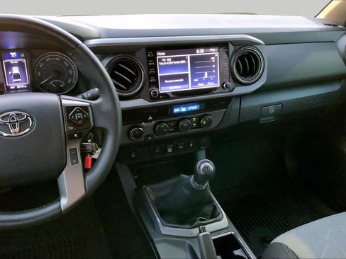 Used 2023 Toyota Tacoma TRD Off-Road w/ Advanced Technology Package AWD/4WD image 7