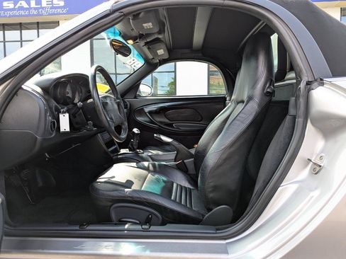 Used 1998 Porsche Boxster RWD image 12