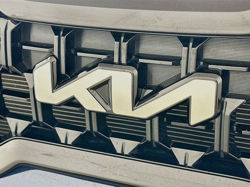 Used 2024 Kia Telluride EX X-Line AWD/4WD image 23