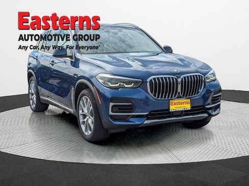 Used 2022 BMW X5 xDrive40i AWD/4WD image 3