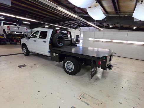 New 2026 RAM 3500 4x4 Crew Cab DRW image 7