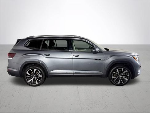 Certified 2024 Volkswagen Atlas SEL Premium R-Line AWD/4WD image 6