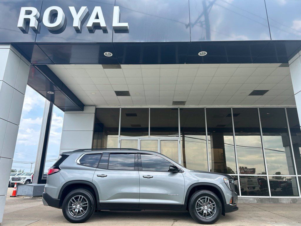 Used 2026 GMC Acadia Elevation FWD image 1