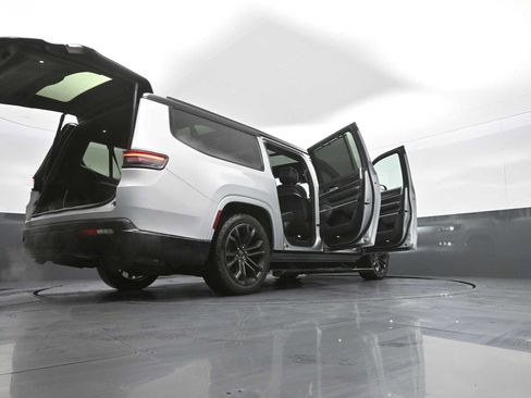 Used 2024 Jeep Grand Wagoneer L Series II w/ Quick Order Packagew 28T image 58