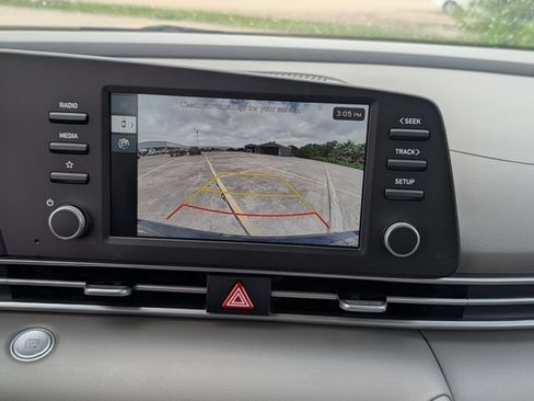 New 2026 Hyundai Elantra Sport FWD image 19